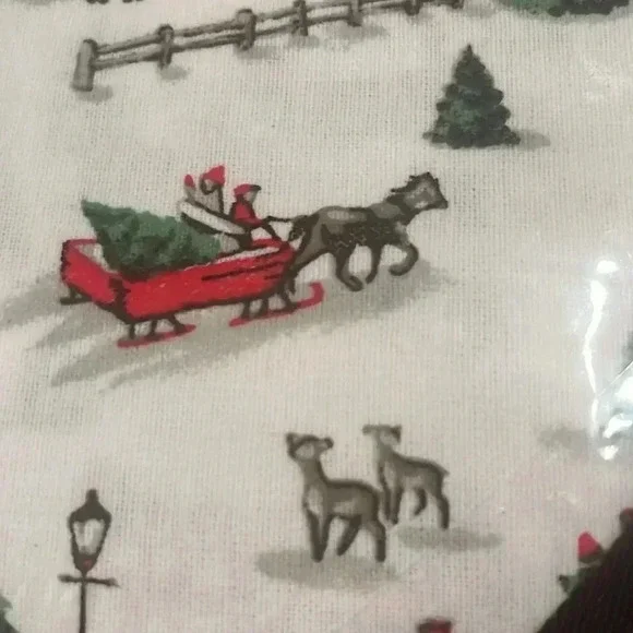 Laura Ashley Flannel Sheet Set Holiday Christmas Village Cottage Queen Size - Picture 8 of 9